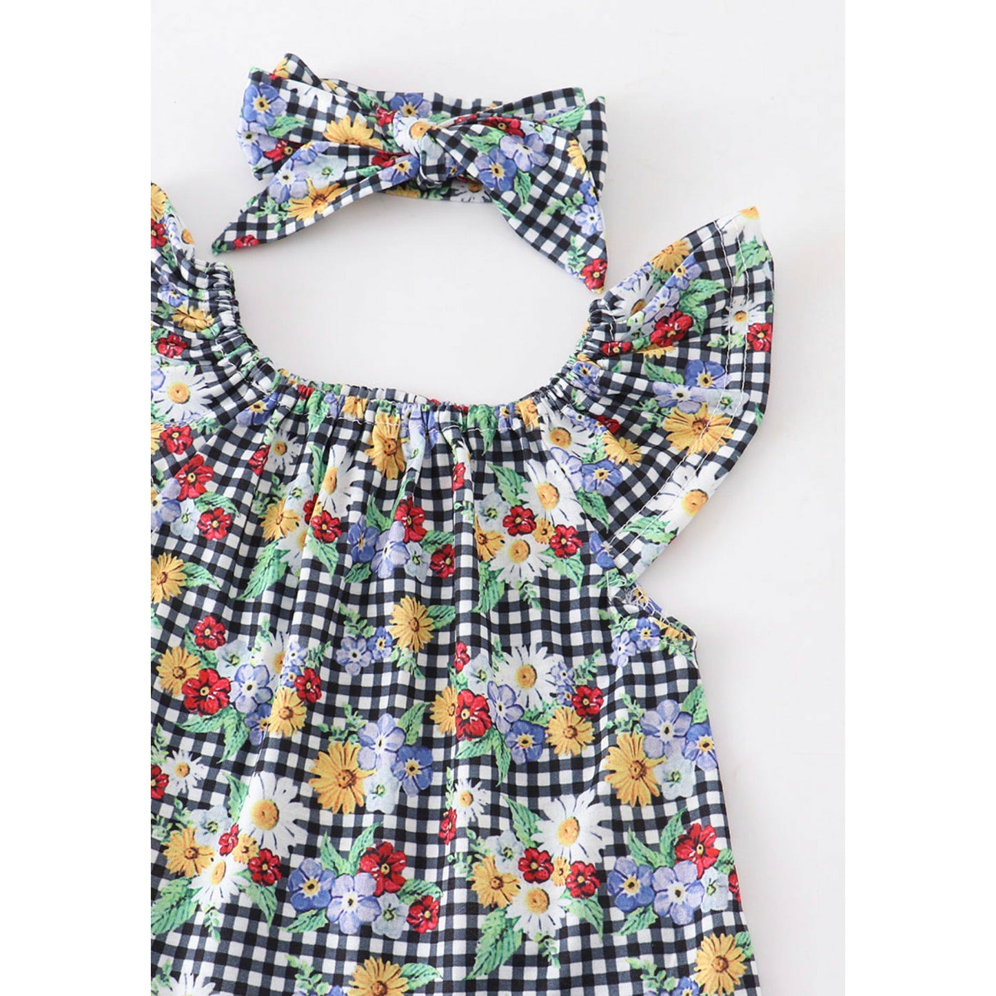 Plaid Daisy PomPom Set