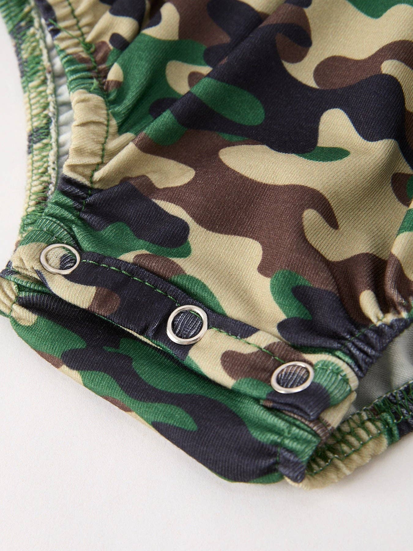 Camouflage Duck Smocking Bubble