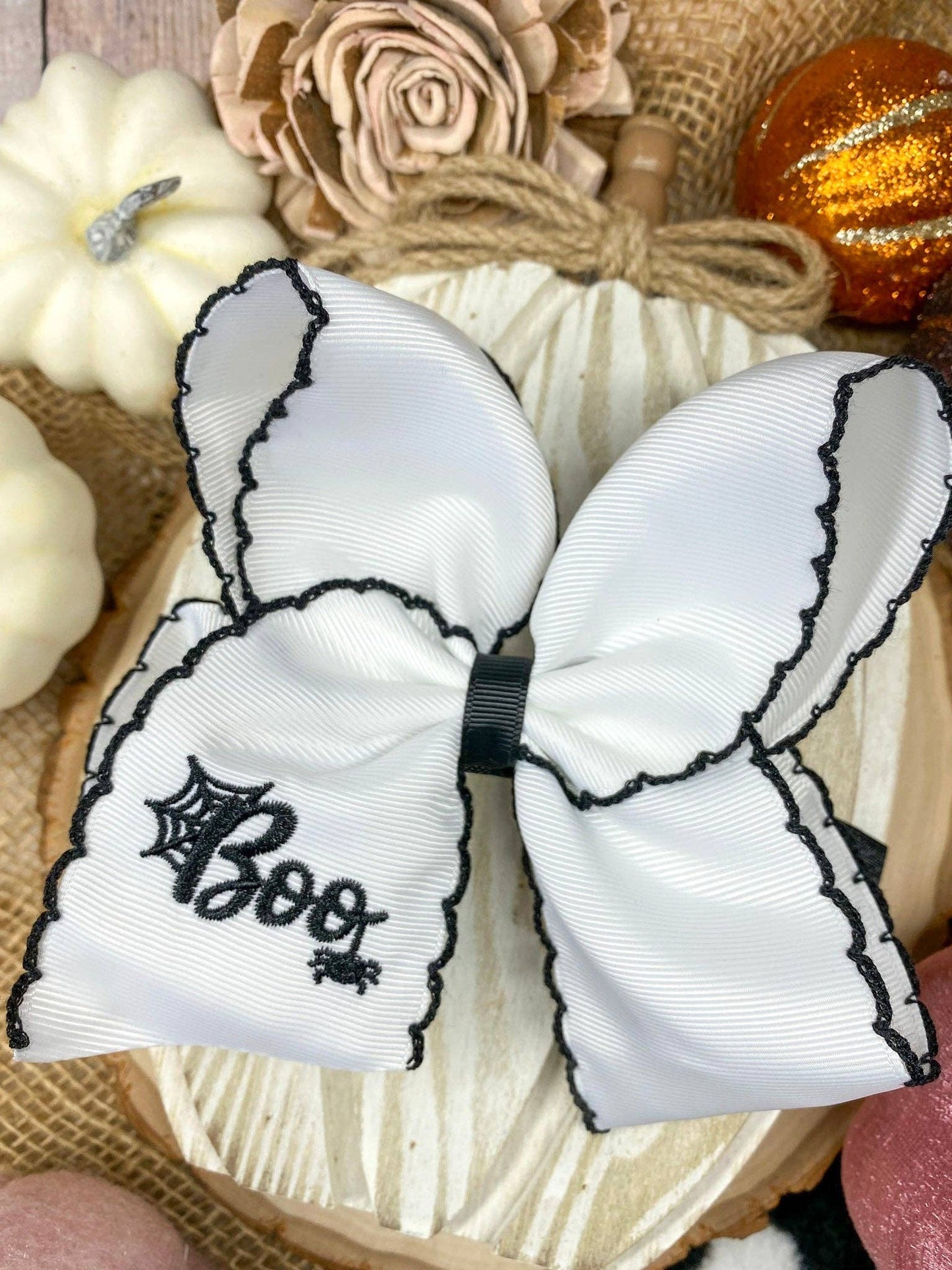 Boo Web Bow