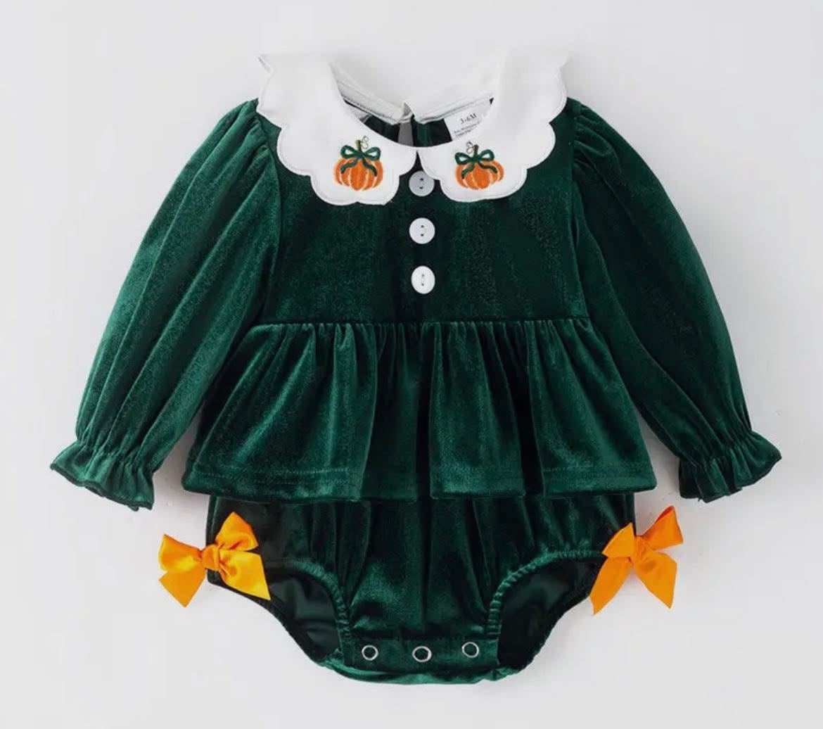 Velvet Pumpkin Bubble