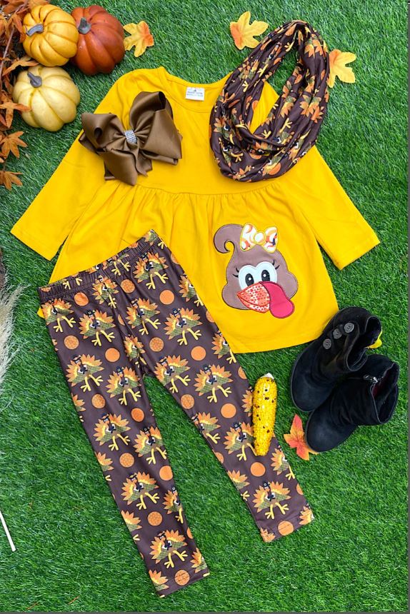 Yellow Turkey Set w/Scarf